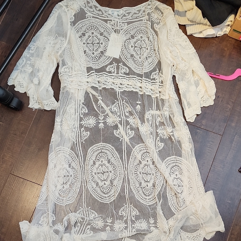 Grace & Lace Cream Lace Cardigan - Picture 4 of 4